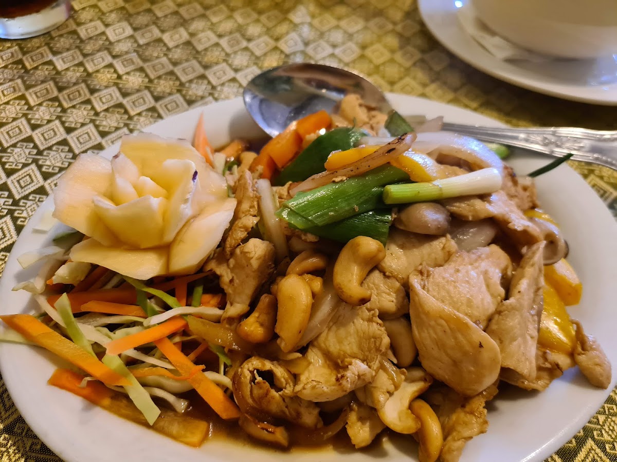 Boonta Too Thai Restaurant – Photo 3
