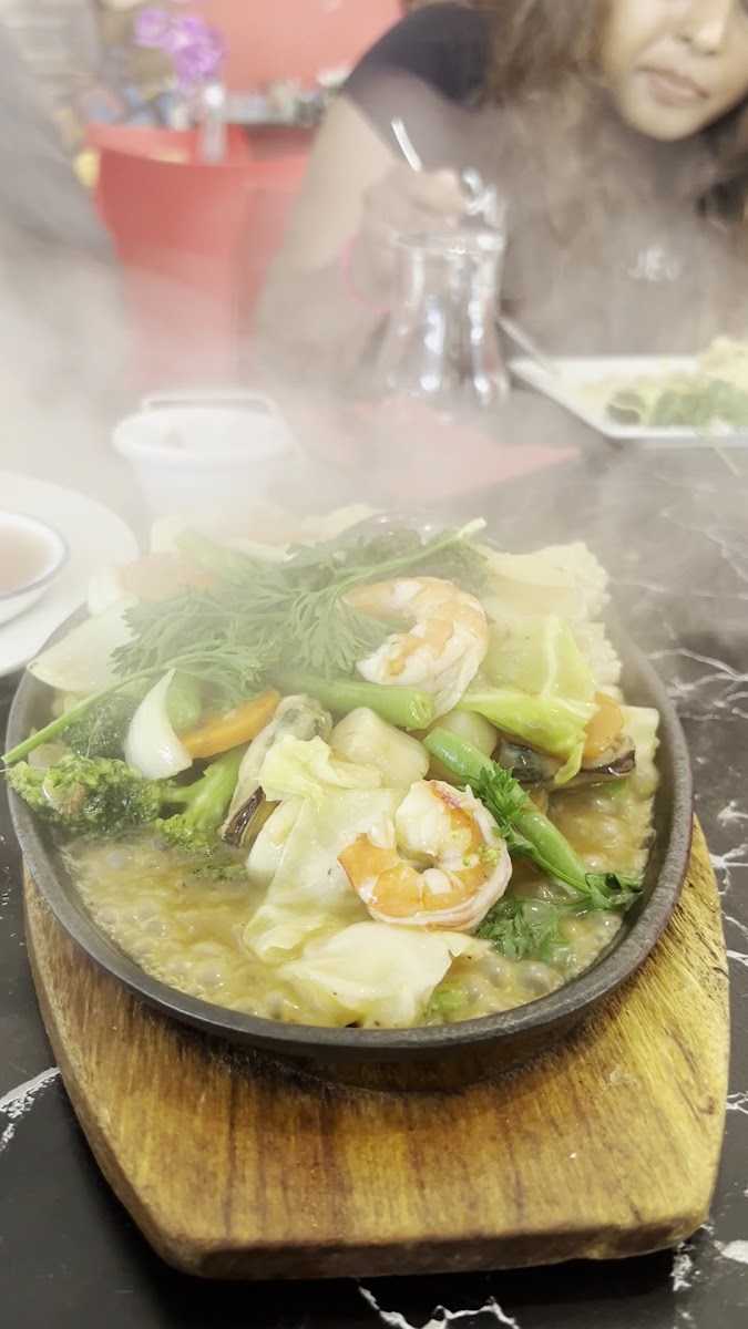 Chung Tai Chinese Restaurant & Takeaway – Photo 2