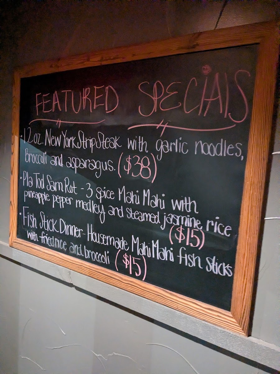 Krua Khun Pim Menu Photo 4