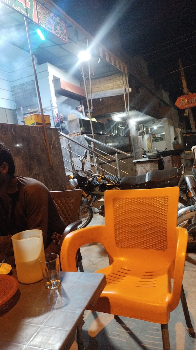 Tasty Broast ٹیسٹی بروسٹ – Photo 2